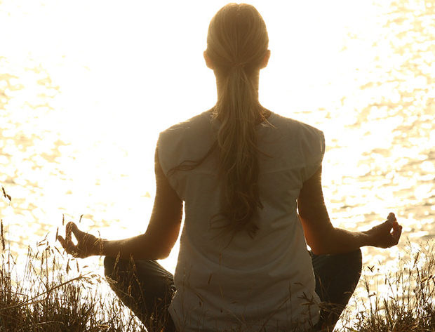 Conoce los 8 principios del yoga - Portada