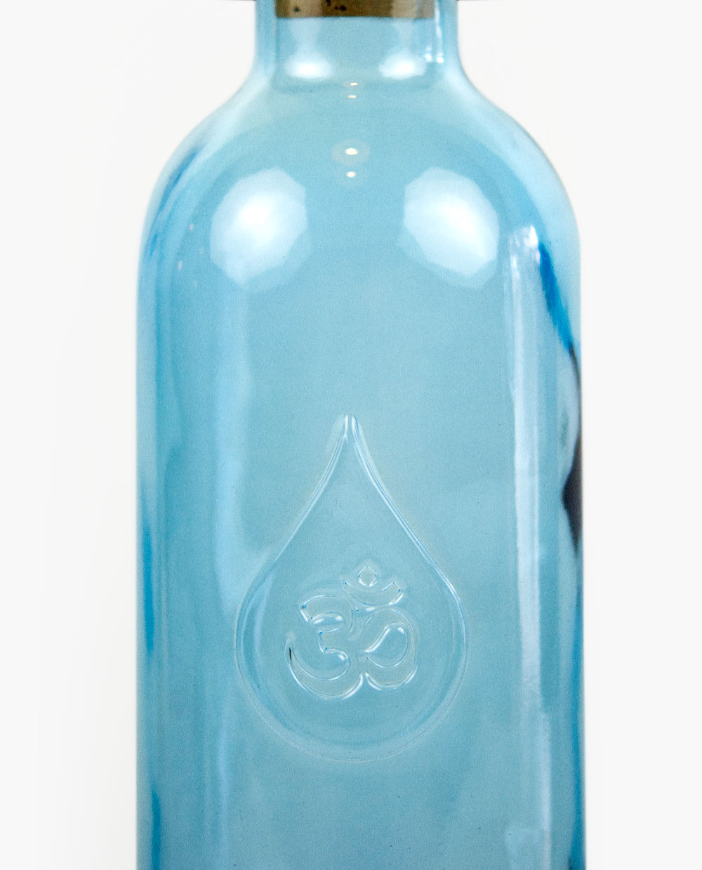 https://aumprana.com/wp-content/uploads/2020/11/Aumjoia-botella-vidrio-3.jpg